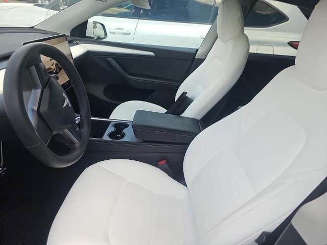 Photo of 2023 Pearl White Multi-Coat Tesla Model Y