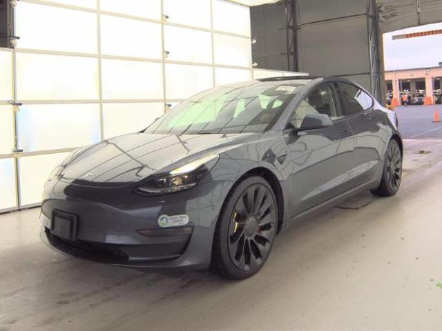 Photo of 2022 Midnight Silver Metallic Tesla Model 3
