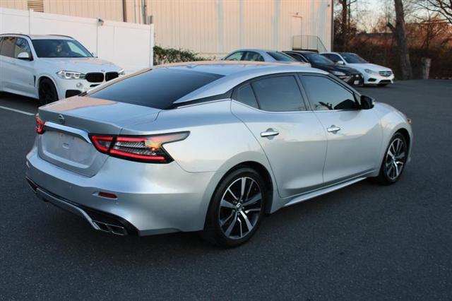 Photo of 2022 Brilliant Silver Metallic Nissan Maxima