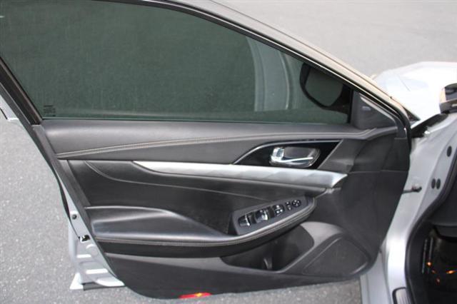 Photo of 2022 Brilliant Silver Metallic Nissan Maxima