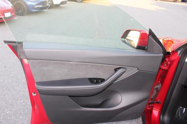Photo of 2021 Red Multi-Coat Tesla Model Y