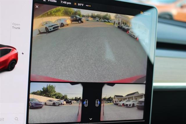 Photo of 2021 Red Multi-Coat Tesla Model Y