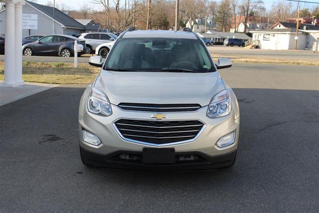 Photo of 2016 Champagne Silver Metallic Chevrolet Equinox