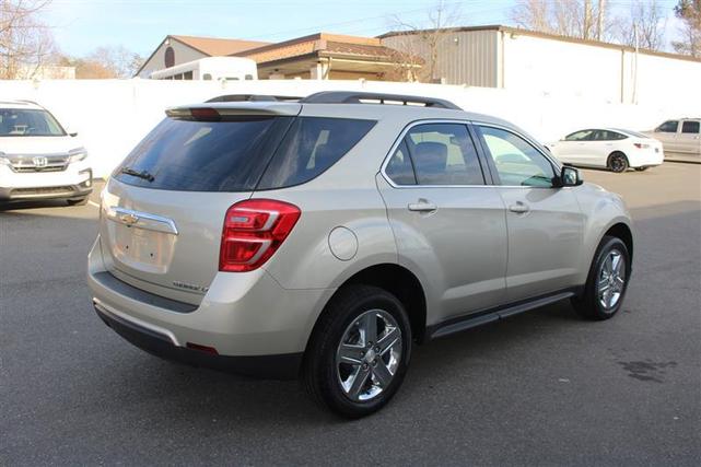 Photo of 2016 Champagne Silver Metallic Chevrolet Equinox