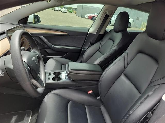 Photo of 2022 Pearl White Multi-Coat Tesla Model 3