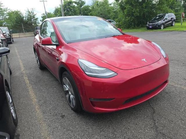 Photo of 2023 Red Multi-Coat Tesla Model Y