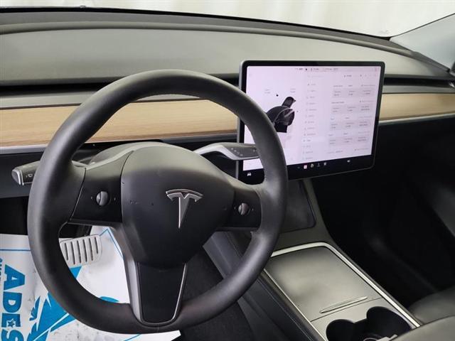 Photo of 2022 Solid Black Tesla Model Y