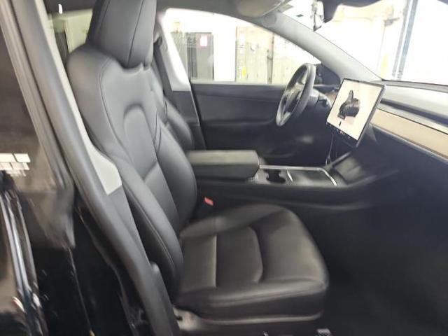 Photo of 2022 Solid Black Tesla Model Y
