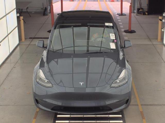 Photo of 2023 Midnight Silver Metallic Tesla Model Y