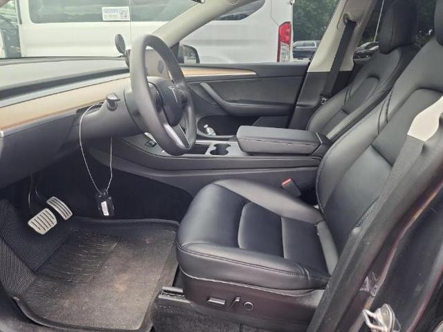 Photo of 2023 Midnight Silver Metallic Tesla Model Y
