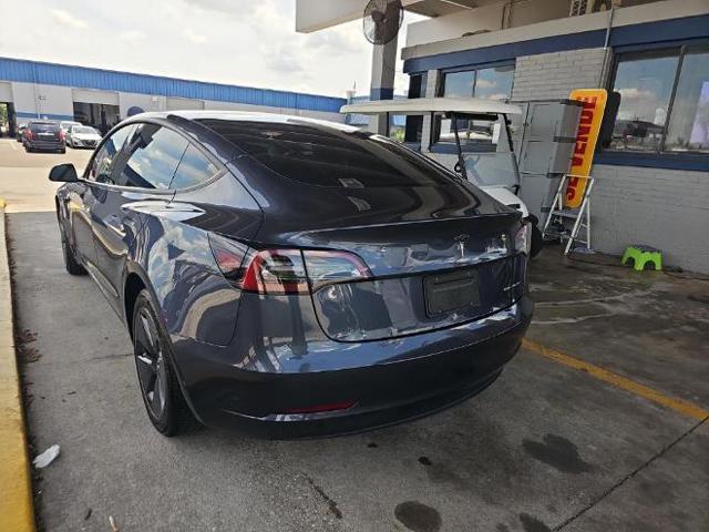 Photo of 2023 Midnight Silver Metallic Tesla Model 3