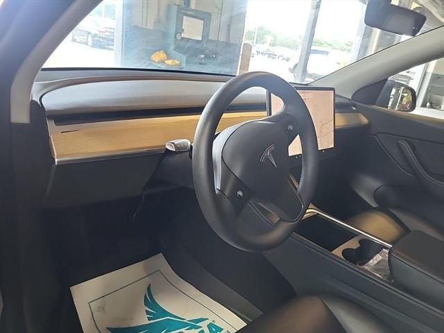 Photo of 2022 Midnight Silver Metallic Tesla Model Y