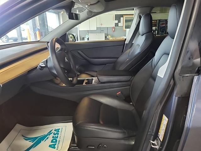 Photo of 2022 Midnight Silver Metallic Tesla Model Y
