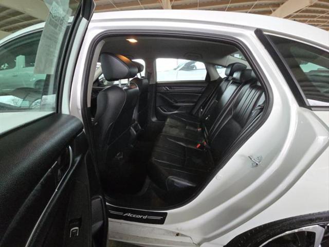 Photo of 2021 Platinum White Pearl Honda Accord
