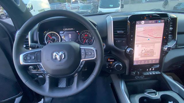 Photo of 2026 Diamond Black Crystal Pearlcoat RAM 1500