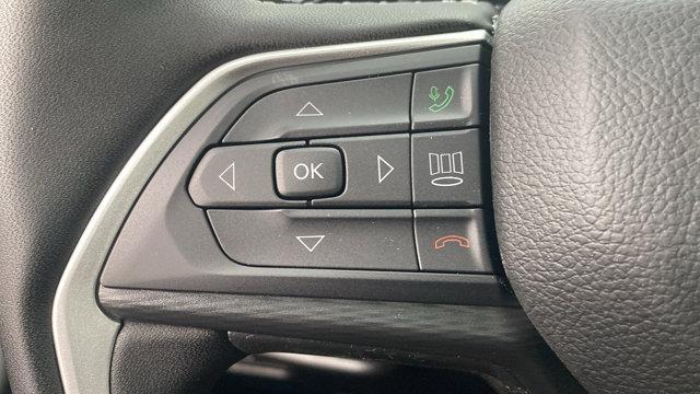 Photo of 2025 Silver Zynith Jeep Grand Cherokee