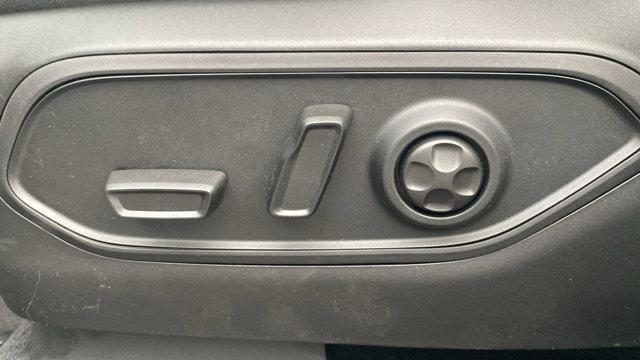 Photo of 2025 Silver Zynith Jeep Grand Cherokee