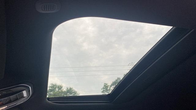 Photo of 2025 Silver Zynith Jeep Grand Cherokee