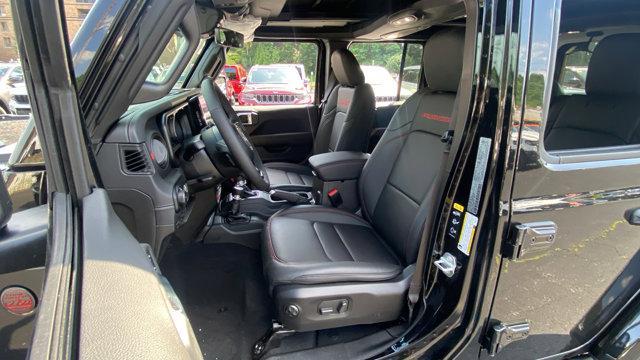 Photo of 2025 Black Clearcoat Jeep Wrangler