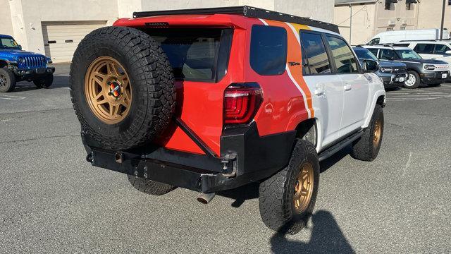 Photo of 2016 Super White Toyota 4Runner