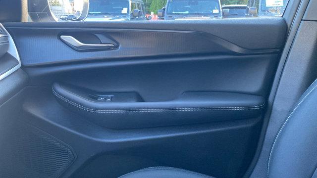 Photo of 2025 Bright White Clearcoat Jeep Grand Cherokee