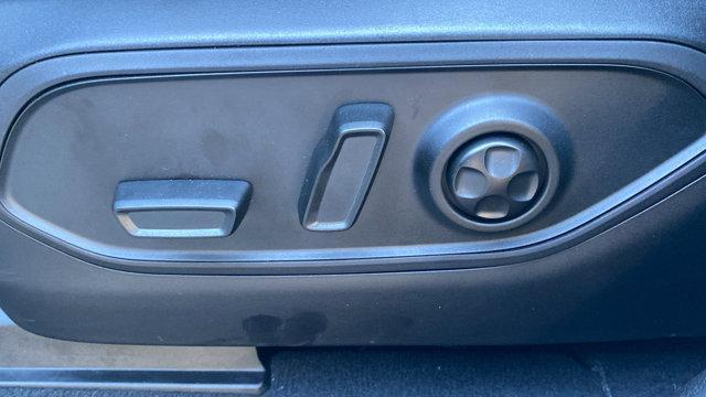 Photo of 2025 Bright White Clearcoat Jeep Grand Cherokee