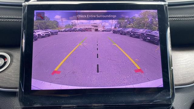 Photo of 2025 Silver Zynith Jeep Grand Cherokee