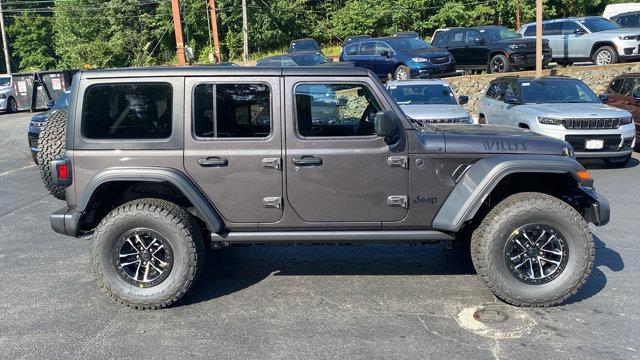 Photo of 2025 Granite Crystal Metallic Clearcoat Jeep Wrangler