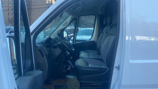 Photo of 2025 Bright White Clearcoat RAM ProMaster 2500