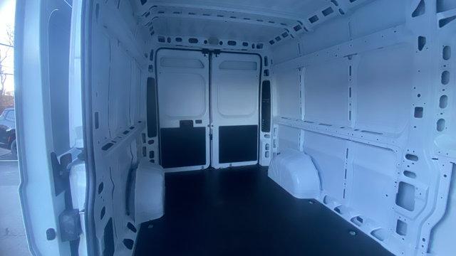 Photo of 2025 Bright White Clearcoat RAM ProMaster 2500