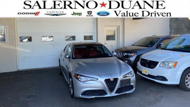 Photo of 2017 Silverstone Gray Metallic Alfa Romeo Giulia