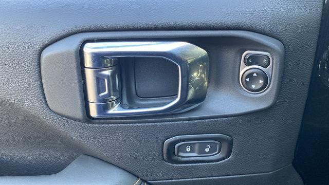 Photo of 2025 Black Clearcoat Jeep Gladiator