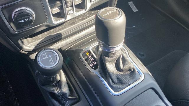 Photo of 2025 Black Clearcoat Jeep Gladiator