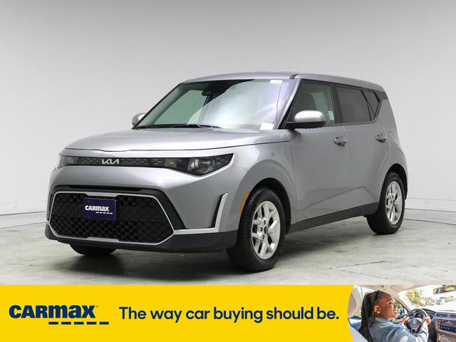 Photo of 2023 Silver Kia Soul