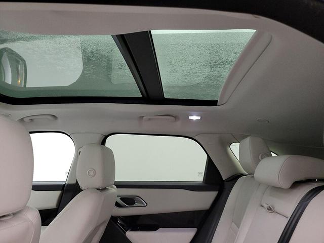 Photo of 2023 Gray Land Rover Range Rover Velar