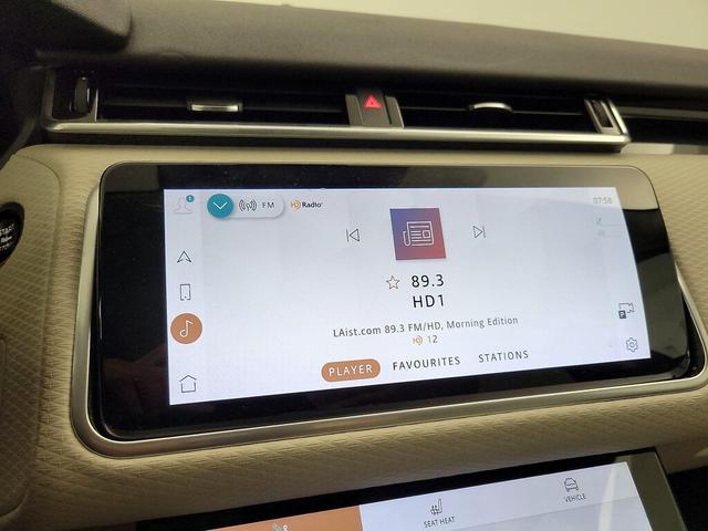 Photo of 2023 Gray Land Rover Range Rover Velar