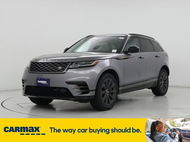 Photo of 2023 Gray Land Rover Range Rover Velar