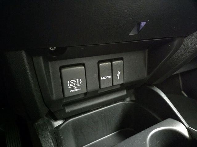 Photo of 2015 Blue Honda Fit