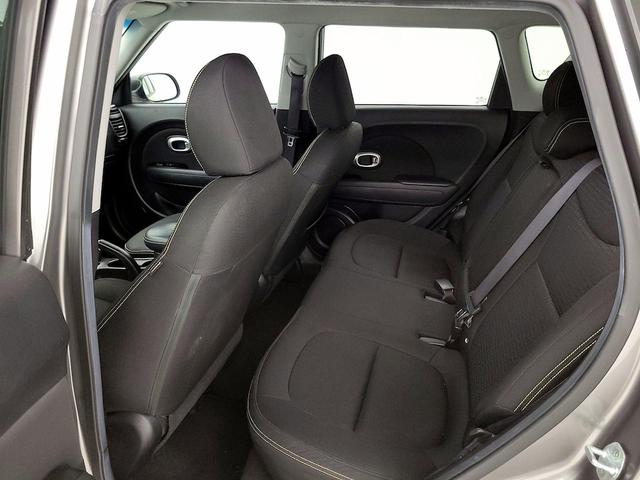 Photo of 2015 Gray Kia Soul