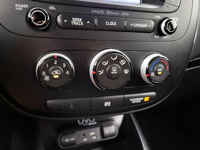 Photo of 2015 Gray Kia Soul