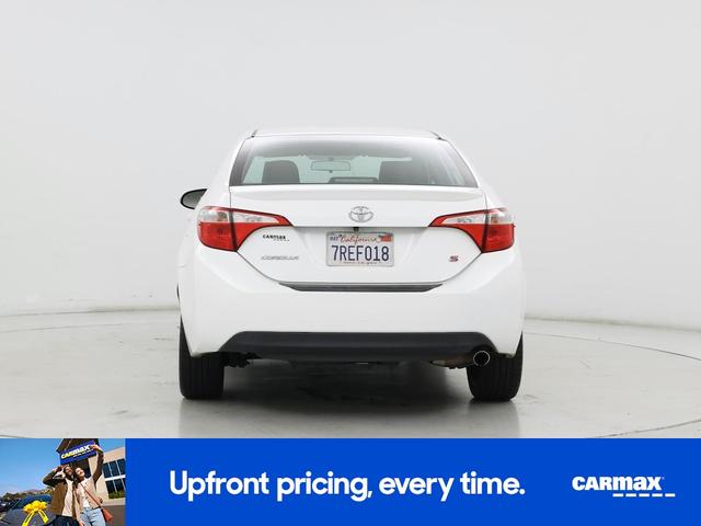 Photo of 2016 White Toyota Corolla