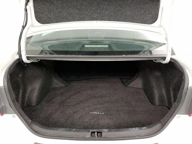 Photo of 2016 White Toyota Corolla