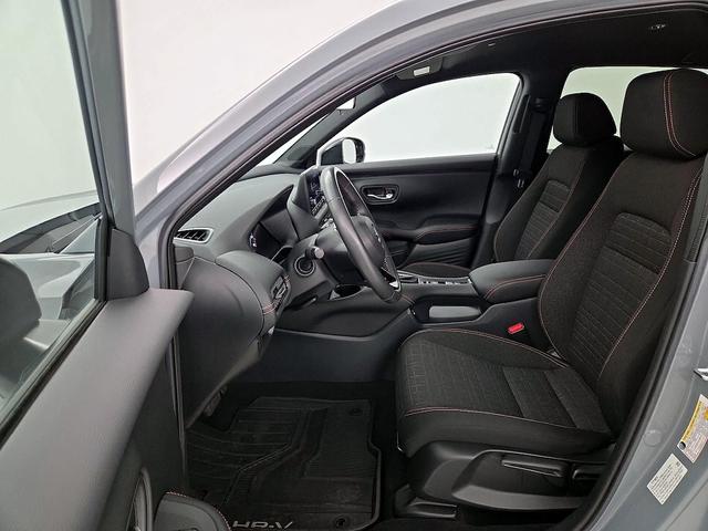 Photo of 2024 Gray Honda HR-V