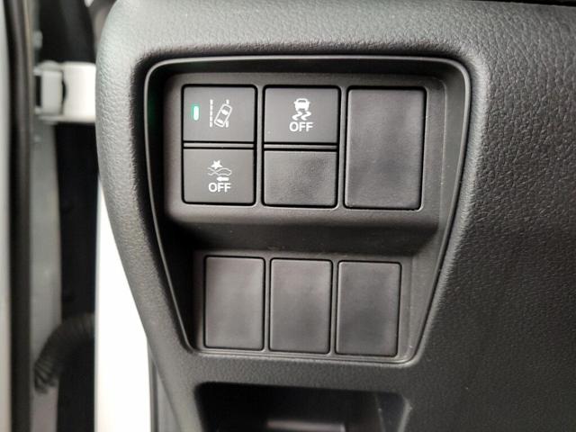 Photo of 2021 White Honda CR-V
