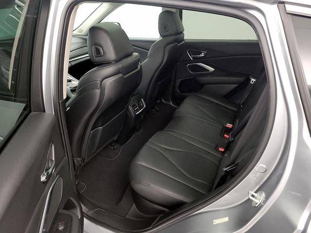 Photo of 2021 Gray Acura RDX