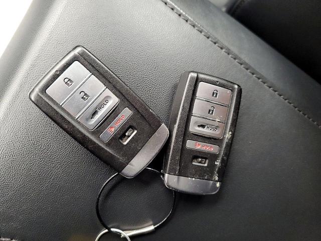 Photo of 2021 Gray Acura RDX