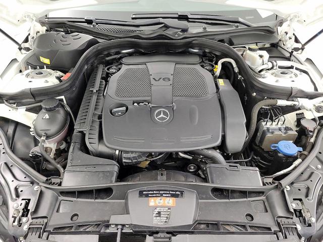 Photo of 2016 White Mercedes-Benz E-Class