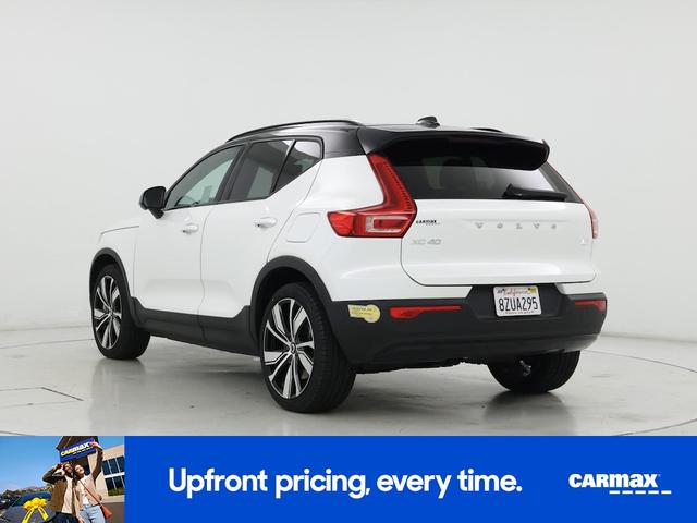 Photo of 2022 White Volvo XC40 Recharge Pure Electric