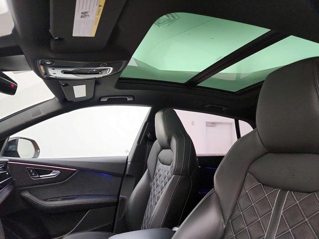 Photo of 2023 Orange Audi SQ8
