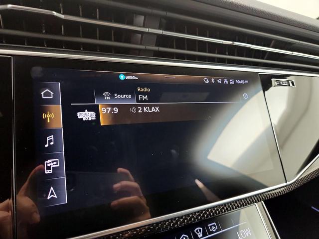 Photo of 2023 Orange Audi SQ8